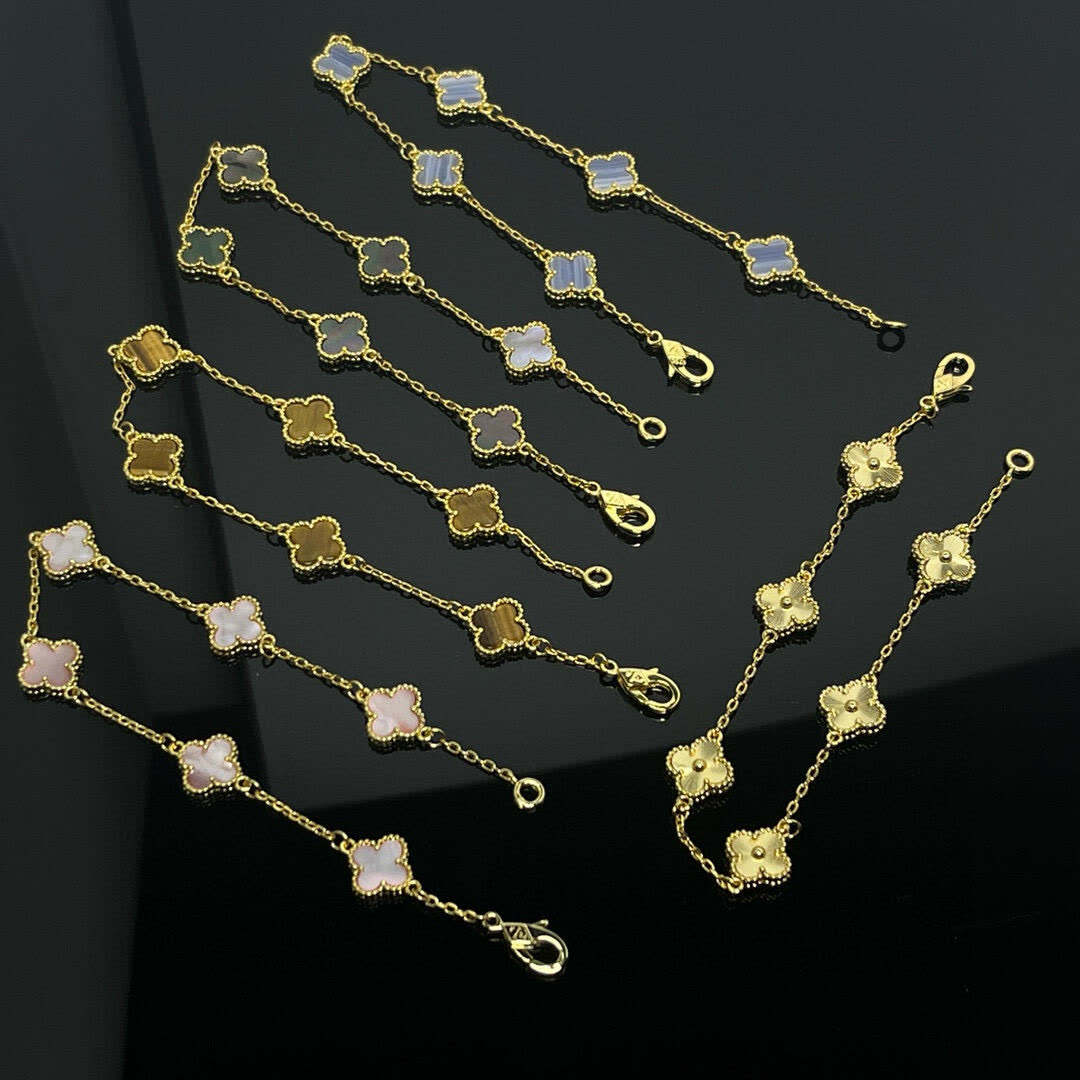 Van Cleef & Arpels Magic Alhambra Bracelet